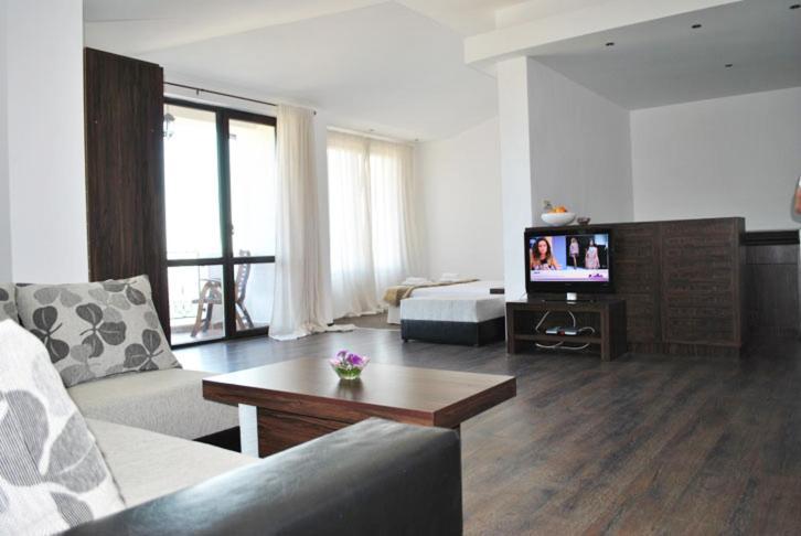 Вила Белисима, Villa Bellissima Bryastovo  Ngoại thất bức ảnh