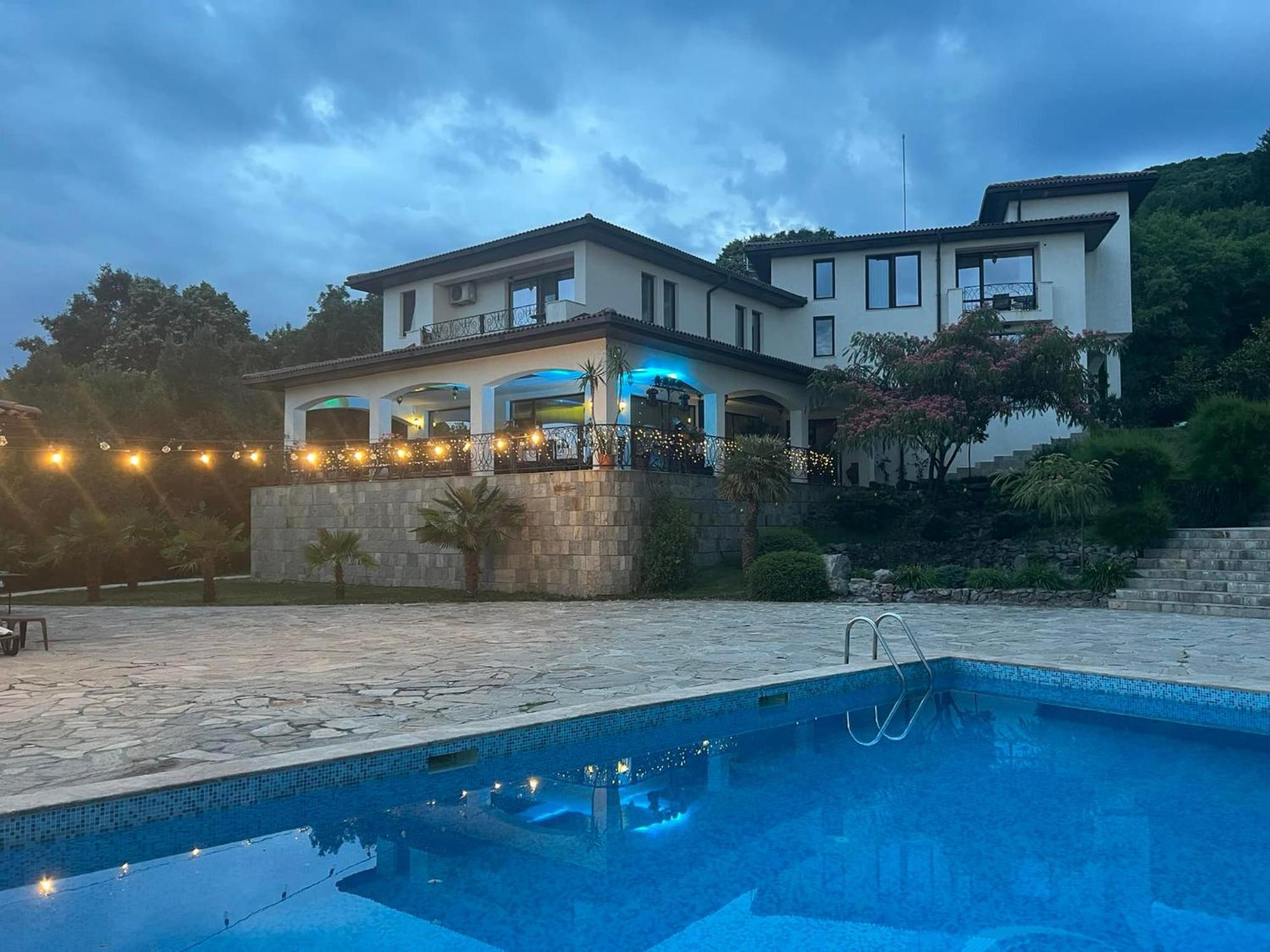 Вила Белисима, Villa Bellissima Bryastovo  Ngoại thất bức ảnh
